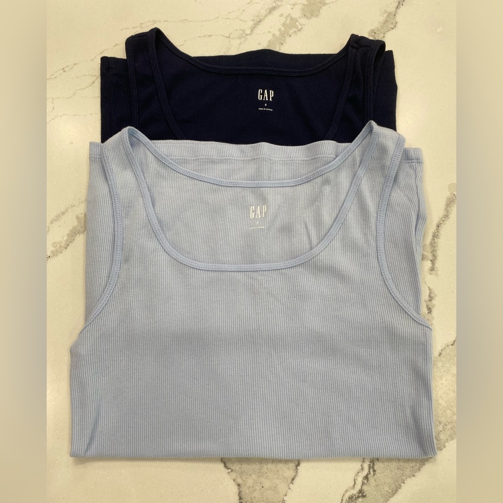 Lot of 2 GAP tank tops